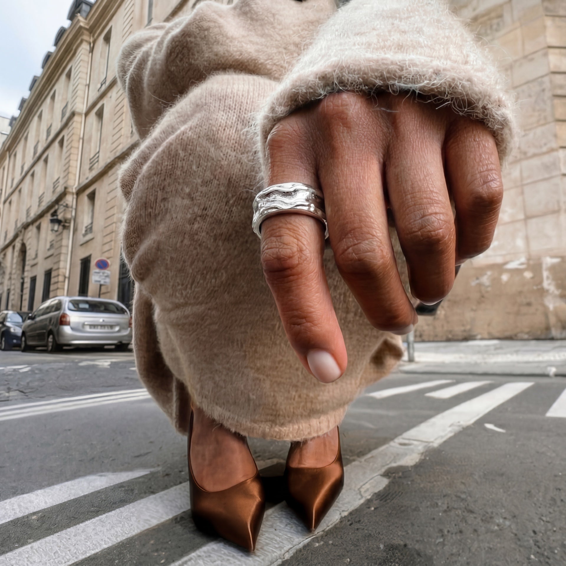 Aurean Cloak worn on a Paris street